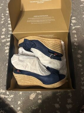 Naturalizer Navy Bettina Wedge Sandals